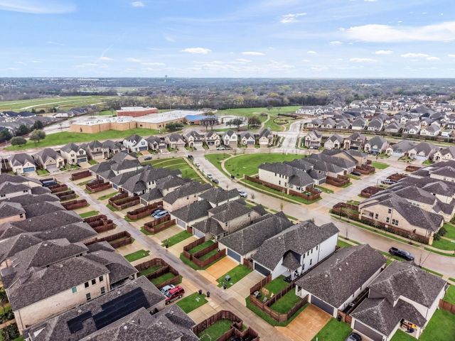 1908 Twisted Tree Lane, Mesquite, TX 75181