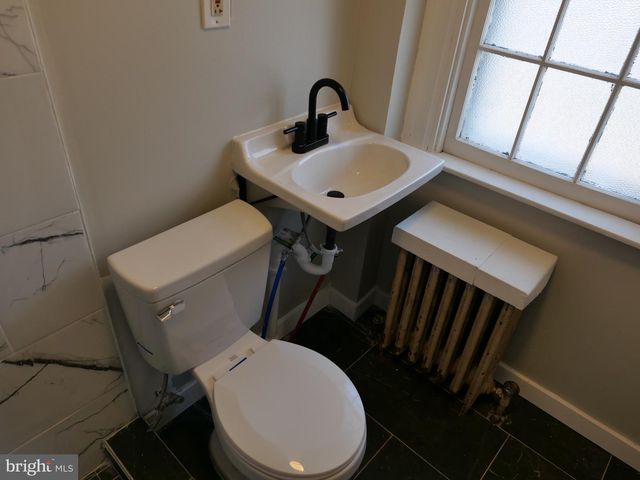 313 HAMPDEN RD, Upper Darby, PA 19082