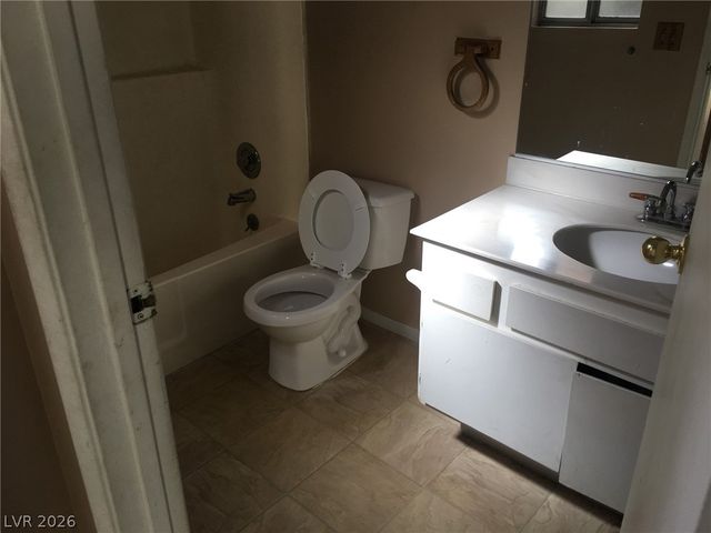 6824 Atrium Avenue, Las Vegas, NV 89108