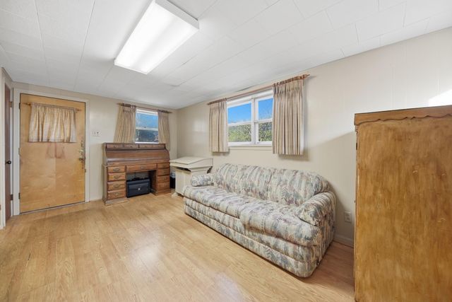 1006 Top Hill Drive, Brenham, TX 77833
