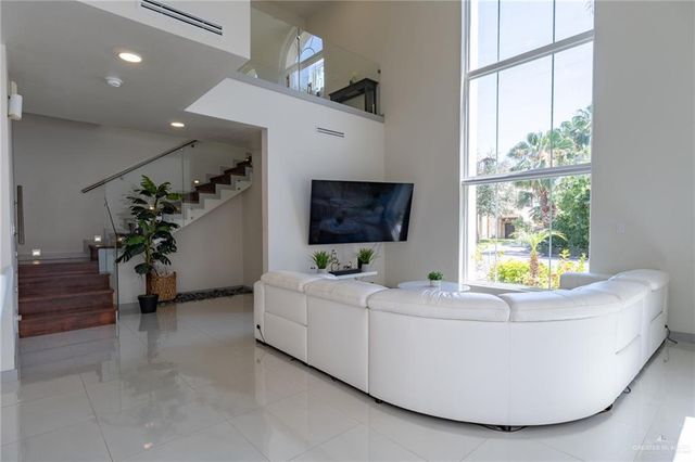 508 Cottonwood Avenue, Mcallen, TX 78501