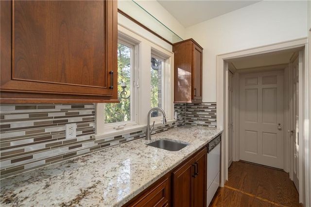 201 Cascade Drive, High Point, NC 27265