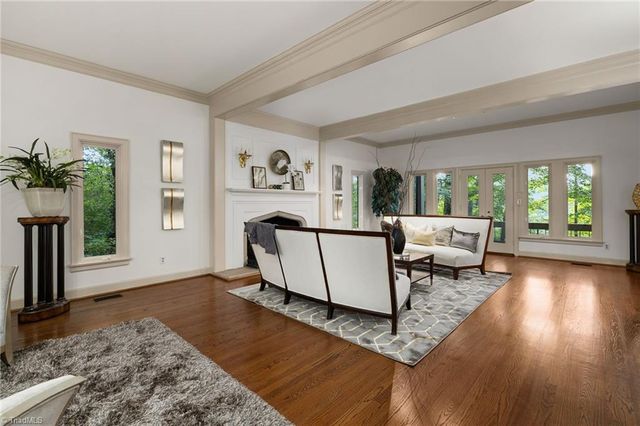 201 Cascade Drive, High Point, NC 27265