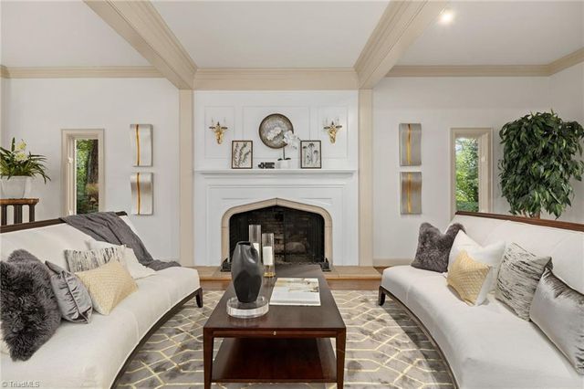 201 Cascade Drive, High Point, NC 27265