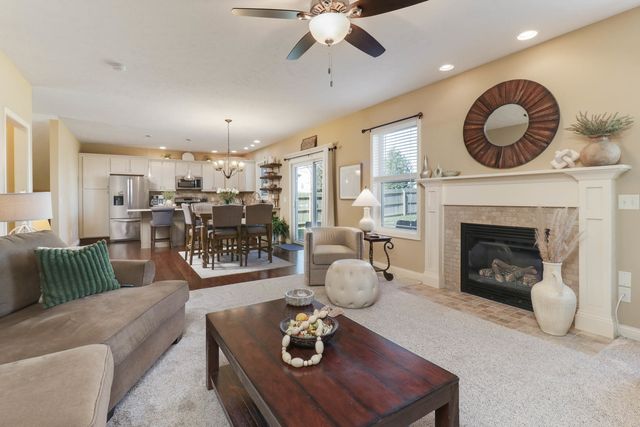 67 Dry Sage Circle, Bloomington, IL 61705