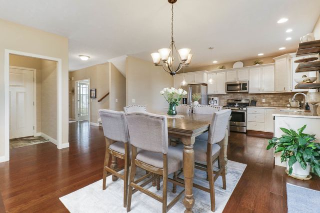 67 Dry Sage Circle, Bloomington, IL 61705