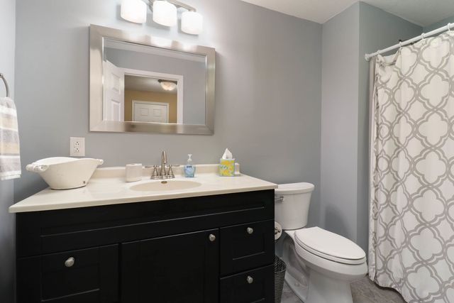 67 Dry Sage Circle, Bloomington, IL 61705