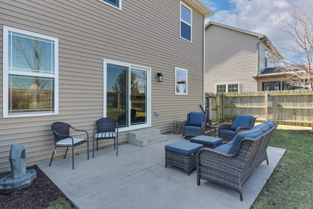 67 Dry Sage Circle, Bloomington, IL 61705