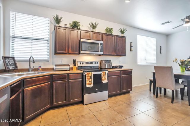 7204 S 48TH Drive, Laveen, AZ 85339