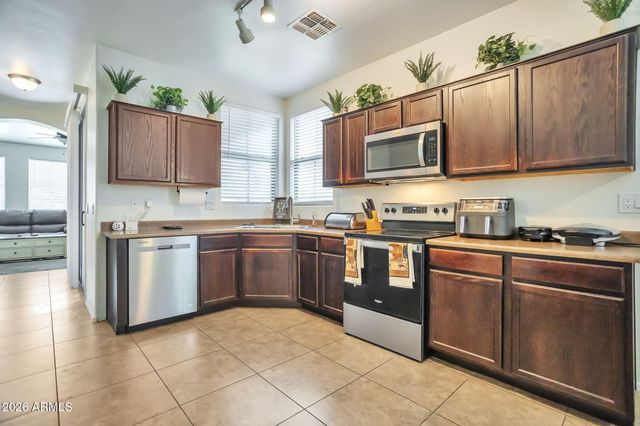 7204 S 48TH Drive, Laveen, AZ 85339