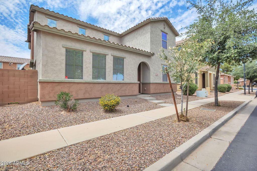 7204 S 48TH Drive, Laveen, AZ 85339