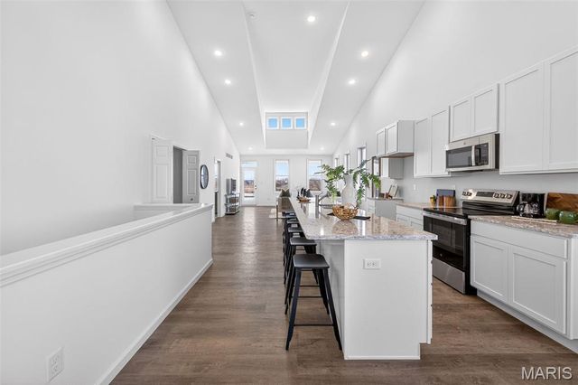 2998 Memphis Street, St Charles, MO 63301