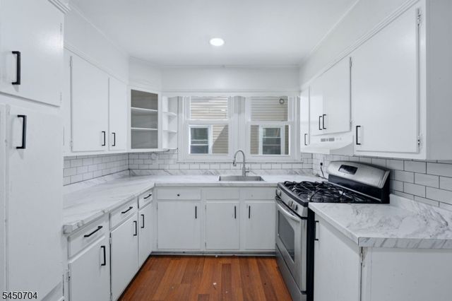 139 Isabella Ave, Newark City, NJ 07106