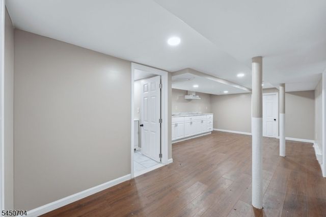 139 Isabella Ave, Newark City, NJ 07106