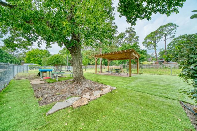 13376 Trail Hollow Drive 3376, Houston, TX 77079