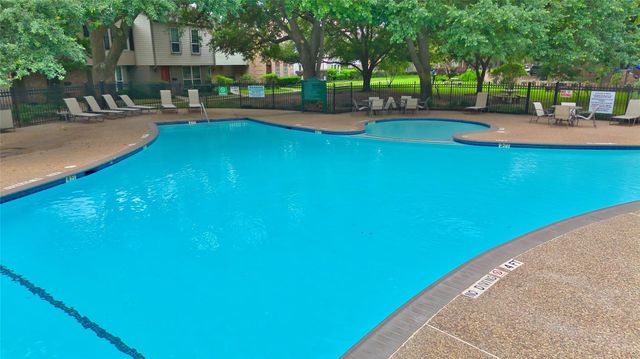 13376 Trail Hollow Drive 3376, Houston, TX 77079