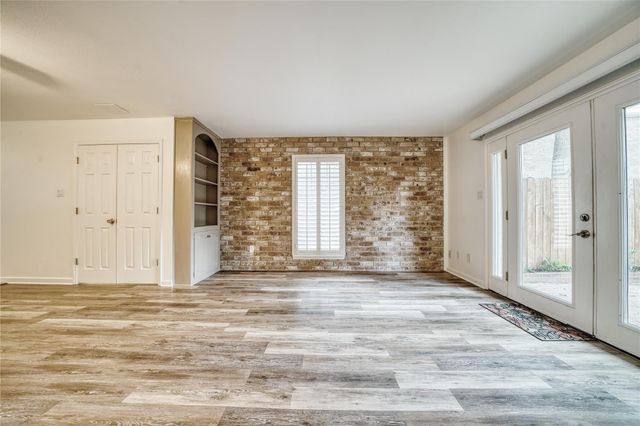 13376 Trail Hollow Drive 3376, Houston, TX 77079