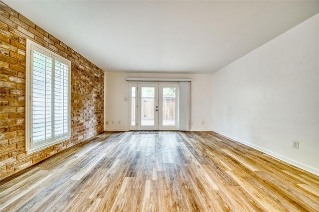 13376 Trail Hollow Drive 3376, Houston, TX 77079