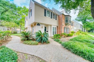 13376 Trail Hollow Drive 3376, Houston, TX 77079