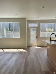 6842 S SURVEY PEAK LN #311, West Jordan, UT 84081