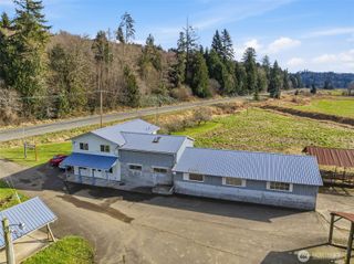 957 W State Route 4, Cathlamet, WA 98612