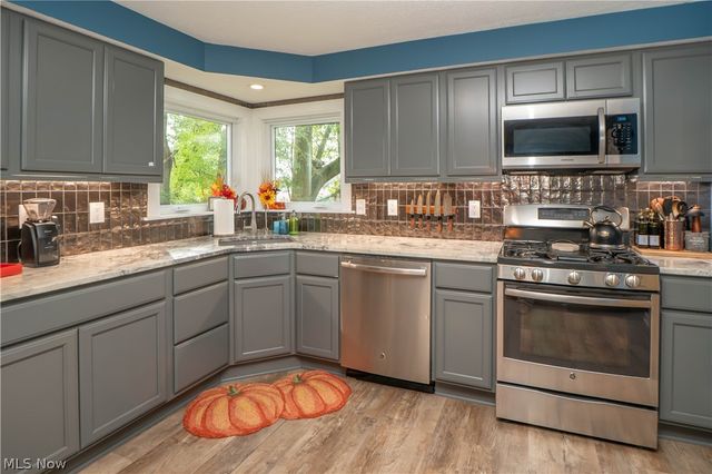 3898 Wales Avenue NW, Massillon, OH 44646