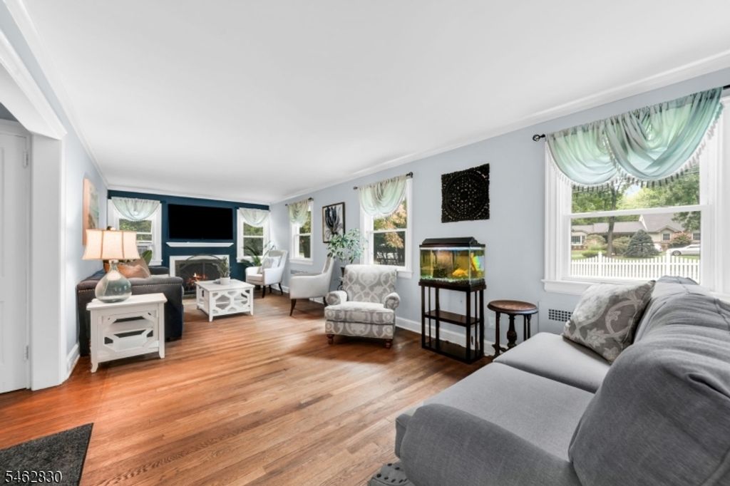 2090 Raritan Rd, Scotch Plains Twp., NJ 07076 — photo 3