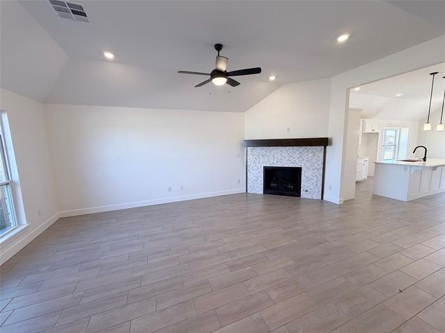 19524 Denison Avenue, Edmond, OK 73012