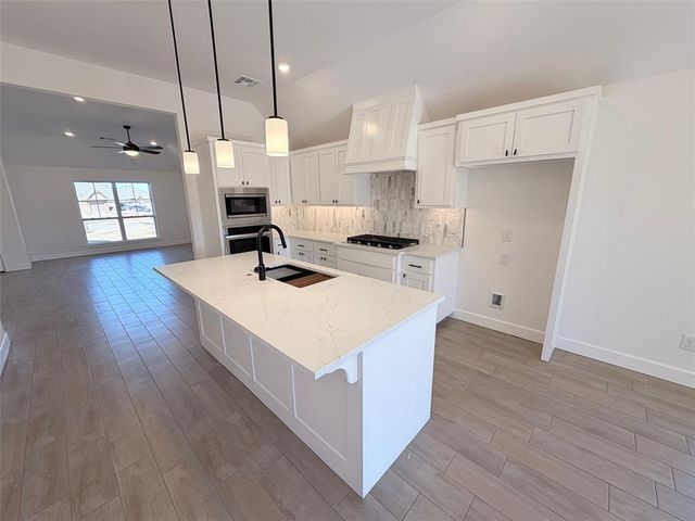 19524 Denison Avenue, Edmond, OK 73012