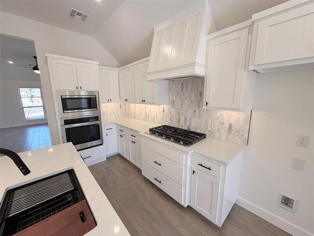 19524 Denison Avenue, Edmond, OK 73012