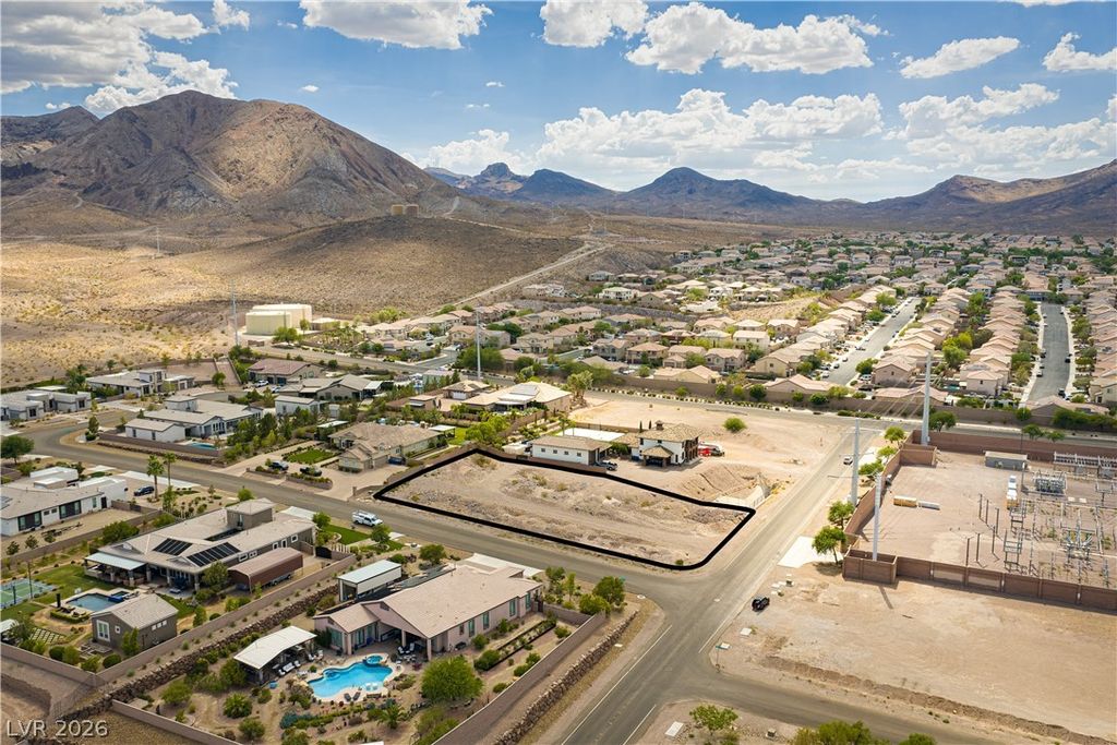 Foxhall Road, Henderson, NV 89002 — photo 2