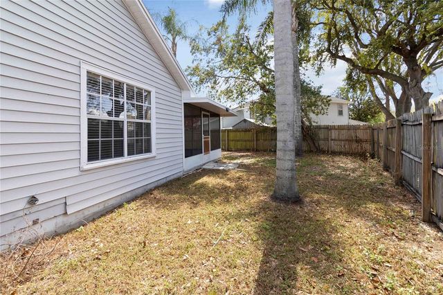 6572 ABERCROMBIE COURT, Orlando, FL 32835