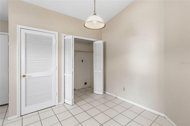 6572 ABERCROMBIE COURT, Orlando, FL 32835