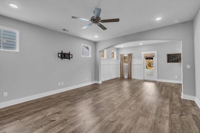 2133 Barringer Lane, Murfreesboro, TN 37128