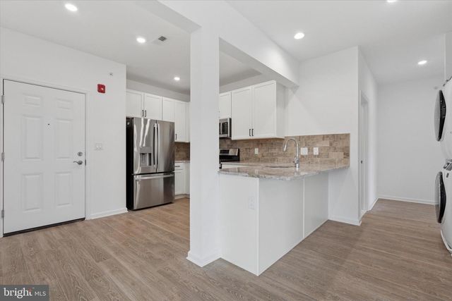 16124 RIVER VIEW CT, Bristol, PA 19007