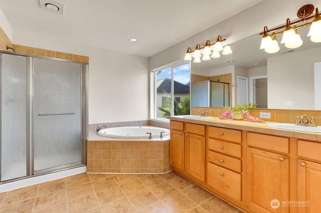 4256 65th Avenue Ct E, Fife, WA 98424