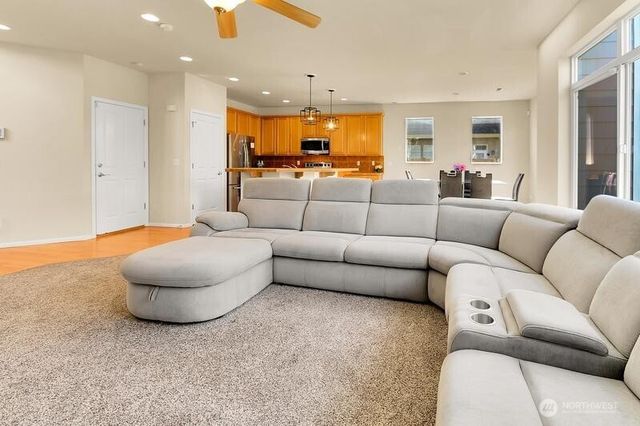 4256 65th Avenue Ct E, Fife, WA 98424