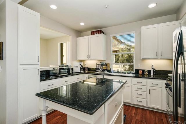 751 Paradise Way, National City, CA 91950