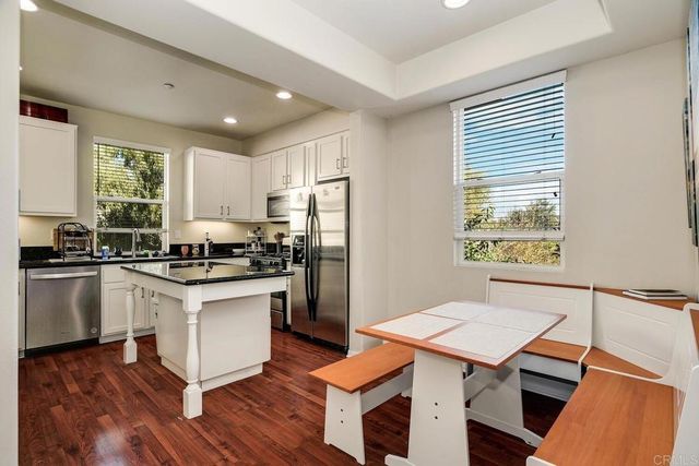 751 Paradise Way, National City, CA 91950