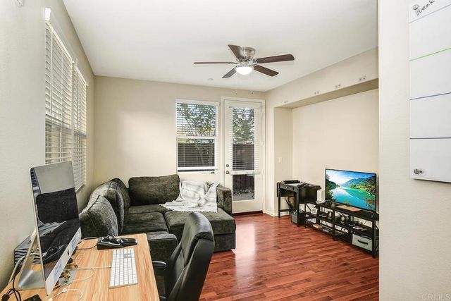 751 Paradise Way, National City, CA 91950