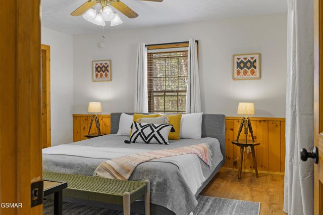 3255 Cove Creek Way, Sevierville, TN 37862