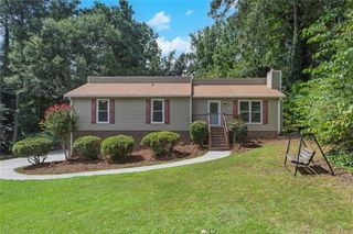 307 Summer Court, Woodstock, GA 30188