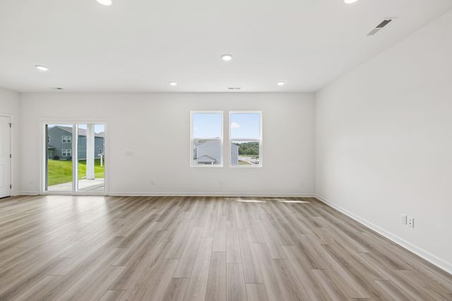 3381 Tucker Trace, Columbia, TN 38401