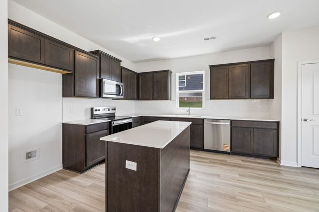 3381 Tucker Trace, Columbia, TN 38401