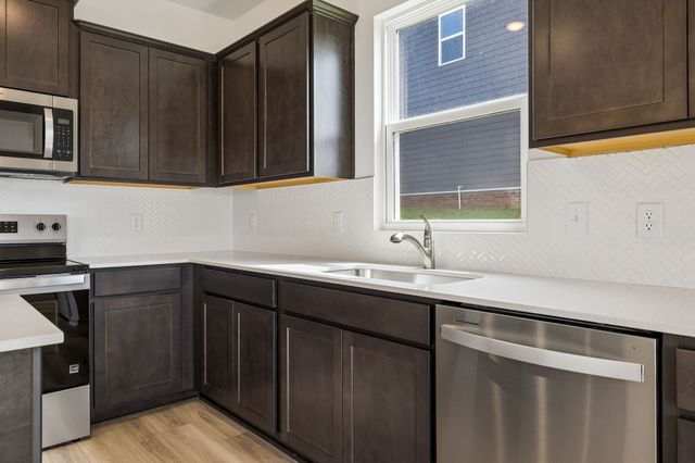3381 Tucker Trace, Columbia, TN 38401