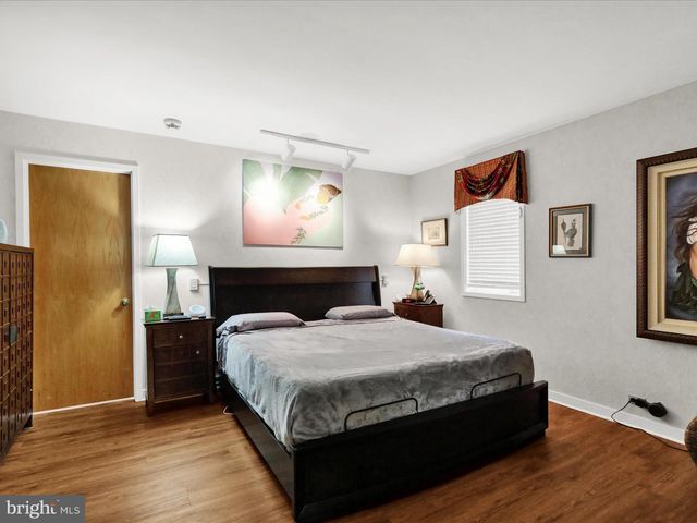 1617 MEADOWLARK, Wyomissing, PA 19610