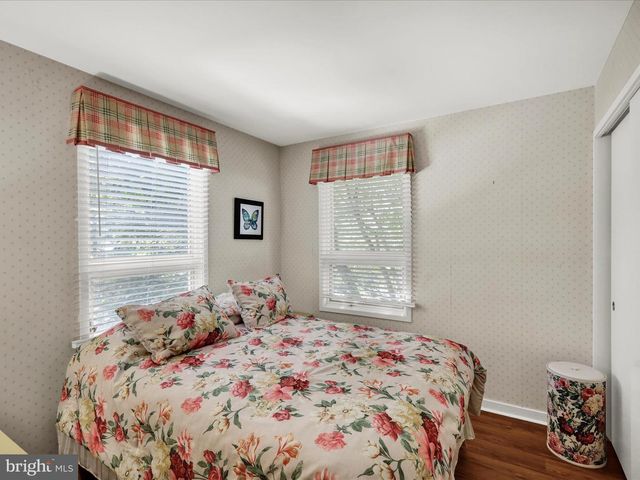 1617 MEADOWLARK, Wyomissing, PA 19610