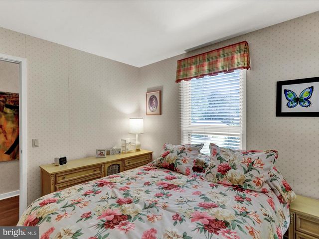 1617 MEADOWLARK, Wyomissing, PA 19610