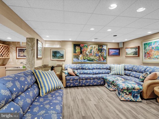 1617 MEADOWLARK, Wyomissing, PA 19610