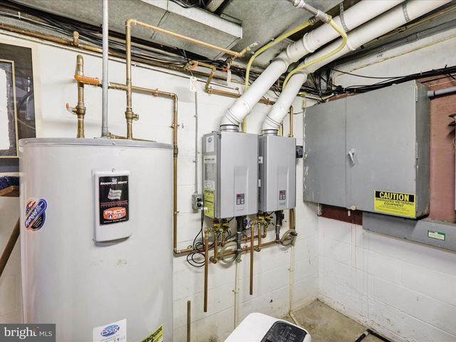 1617 MEADOWLARK, Wyomissing, PA 19610